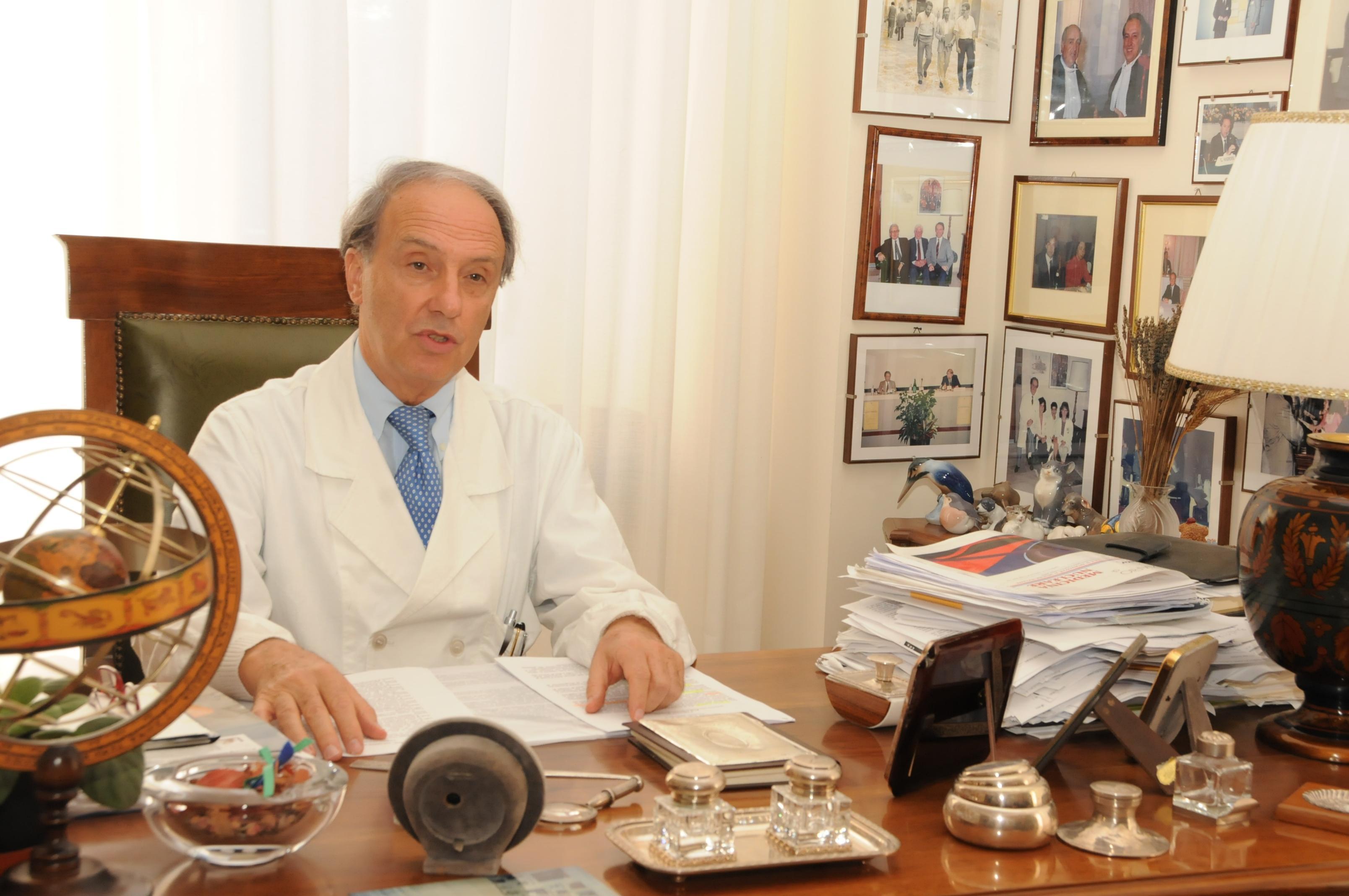 Il professor Giuseppe Madeddu