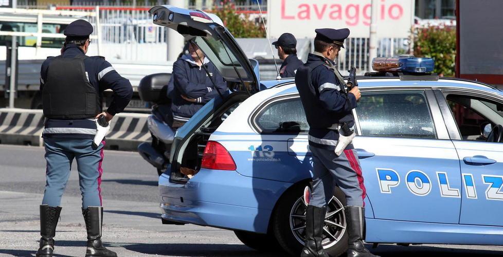 Durante i controlli la polizia arresta un ventenne evaso