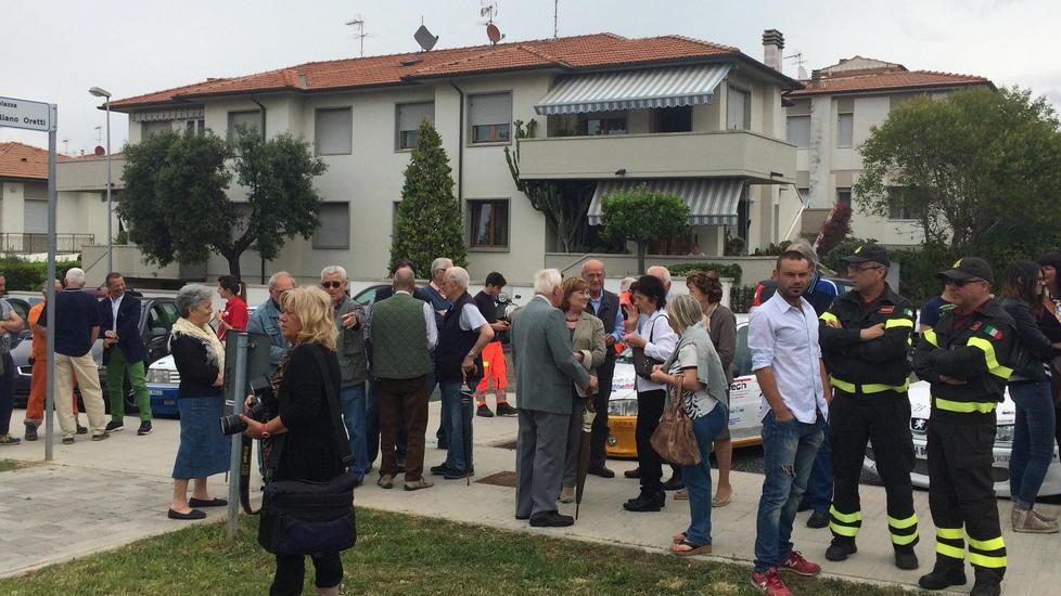 Morì per aiutare un ferito «Grazie, giovane eroe»