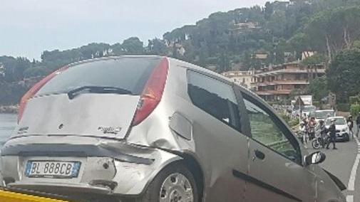 Tre auto si scontrano al Pozzarello