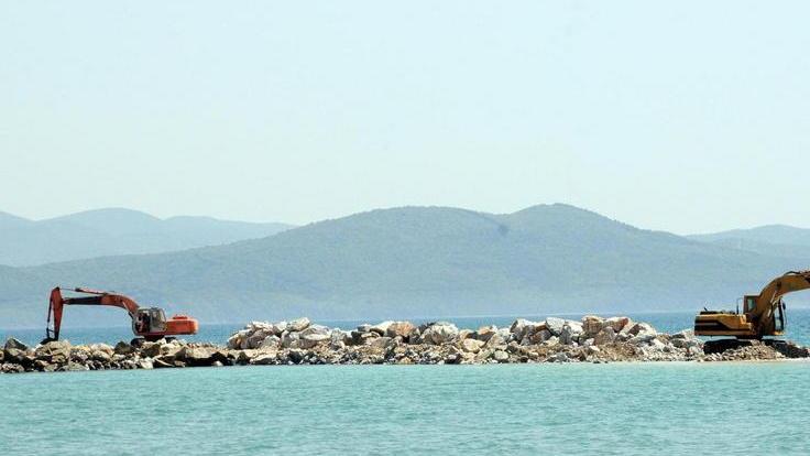 Erosione sulla costa I lavori dopo l’estate