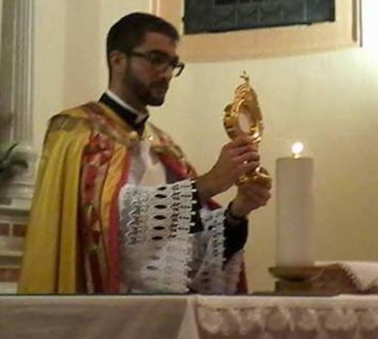 Spezzano vuol festeggiare la nomina di don Claudio 