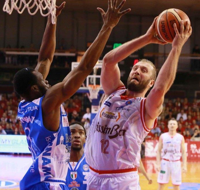 La finale scudetto, Grissin Bon al Forum per vincere 