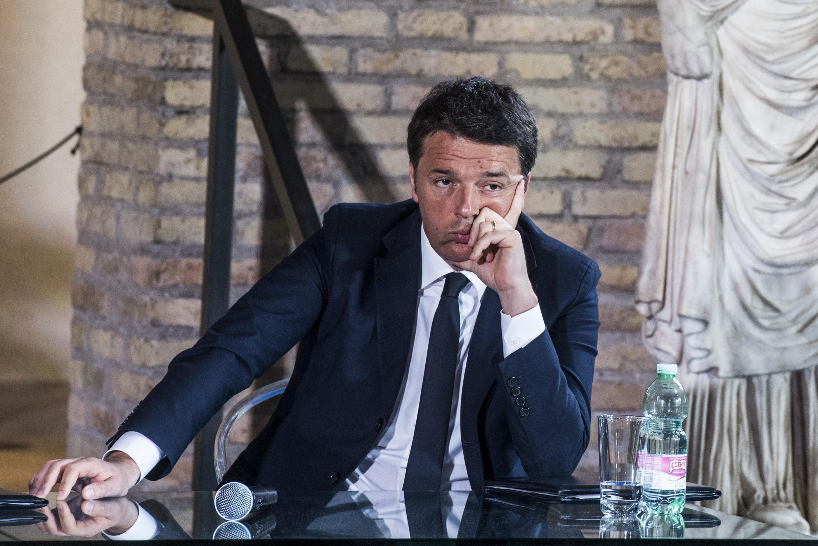 Reggio Emilia, l'11 giugno arriva Renzi: i contestatori si organizzano
