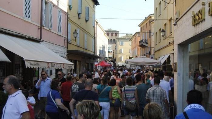 Show di cucina in piazza mercati e visite in Rocca