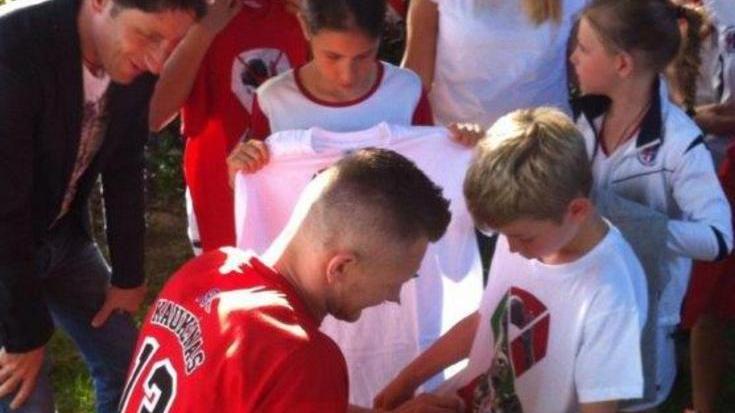 Il capitano Rimas Kaukenas protagonista alla festa della Sat