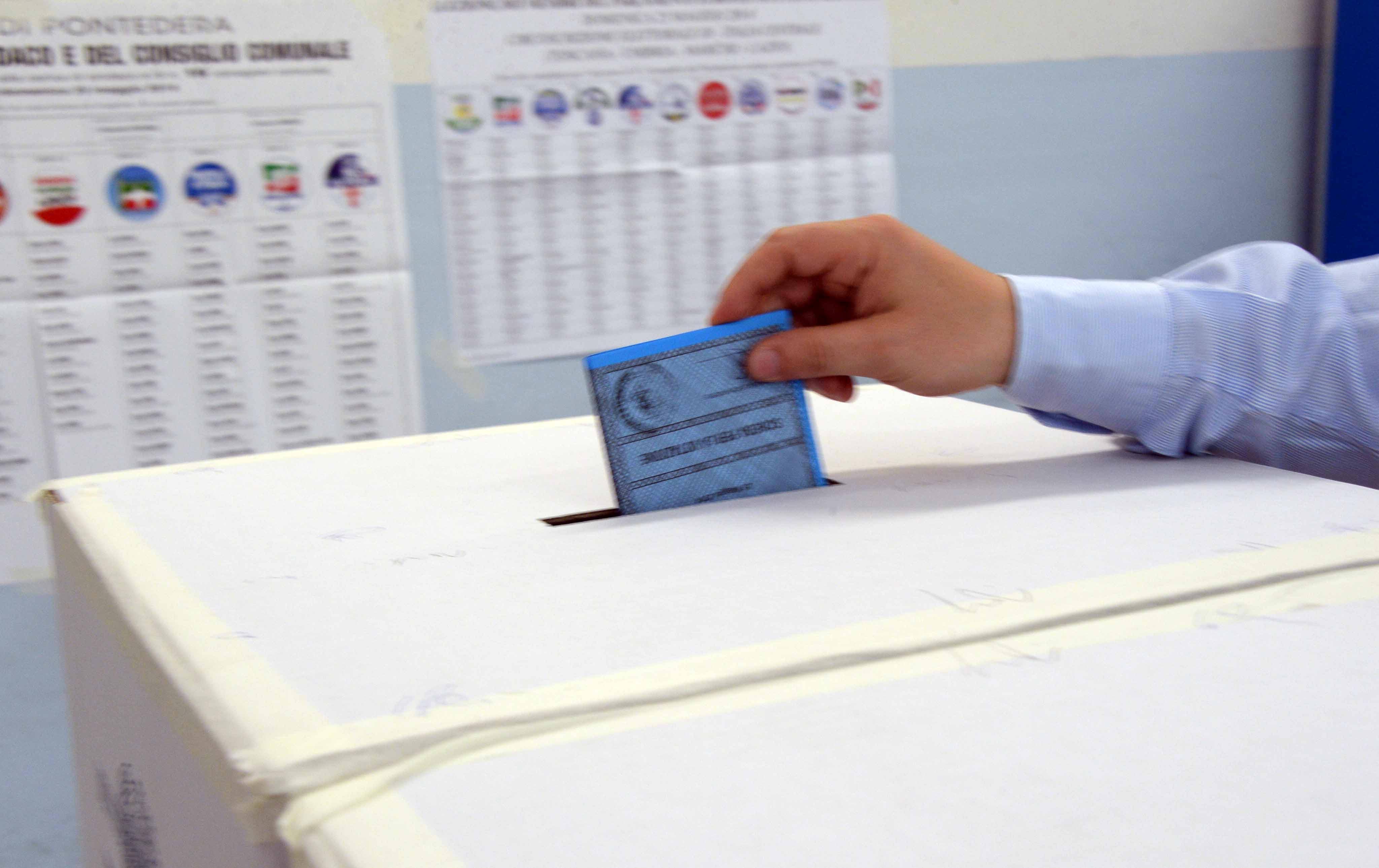 Urne aperte in quattro comuni della provincia