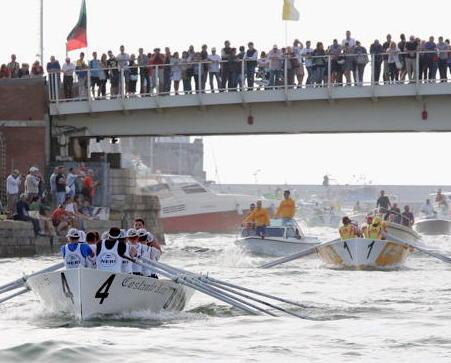 Coppa Risi’atori: i rioni pronti alla sfida in mare 