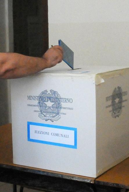 Nei paesi più piccoli unico voto e no al disgiunto 