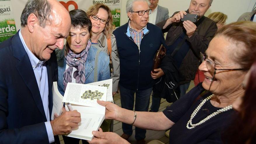 In 250 per Bersani: «Il Pd prenda spunto da Bosco Albergati»