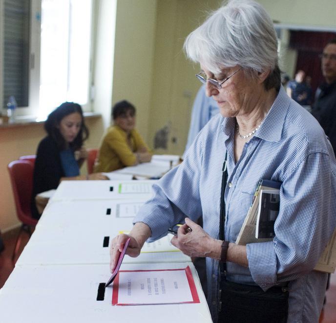 Mezzo milione di sardi alle urne: si eleggono 99 sindaci e consigli 