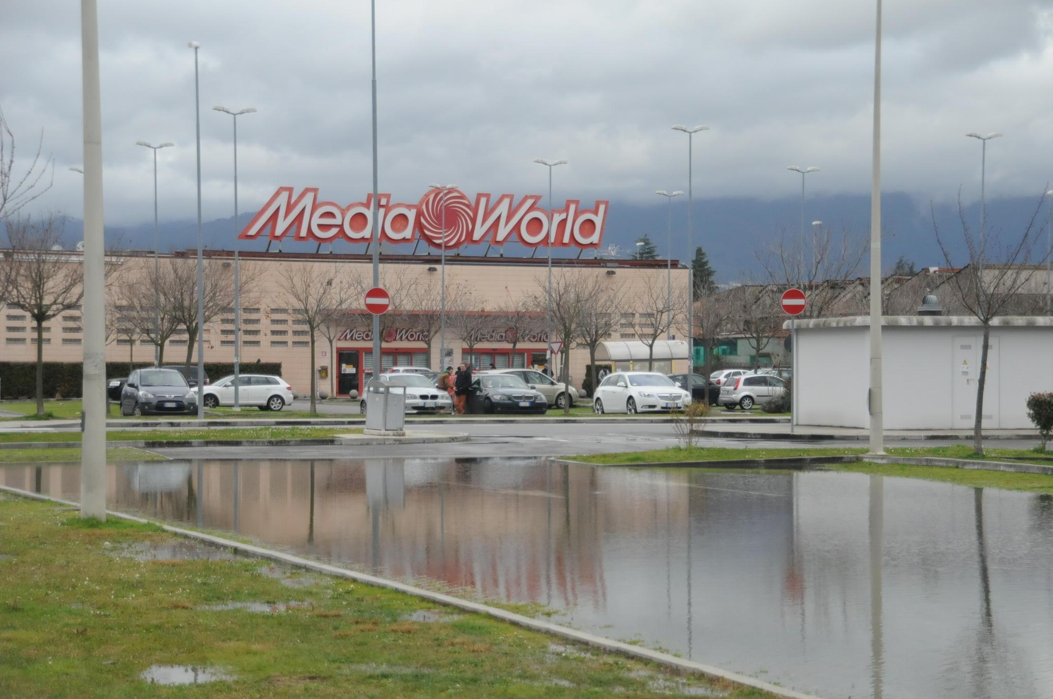 Mediaworld a San Vito