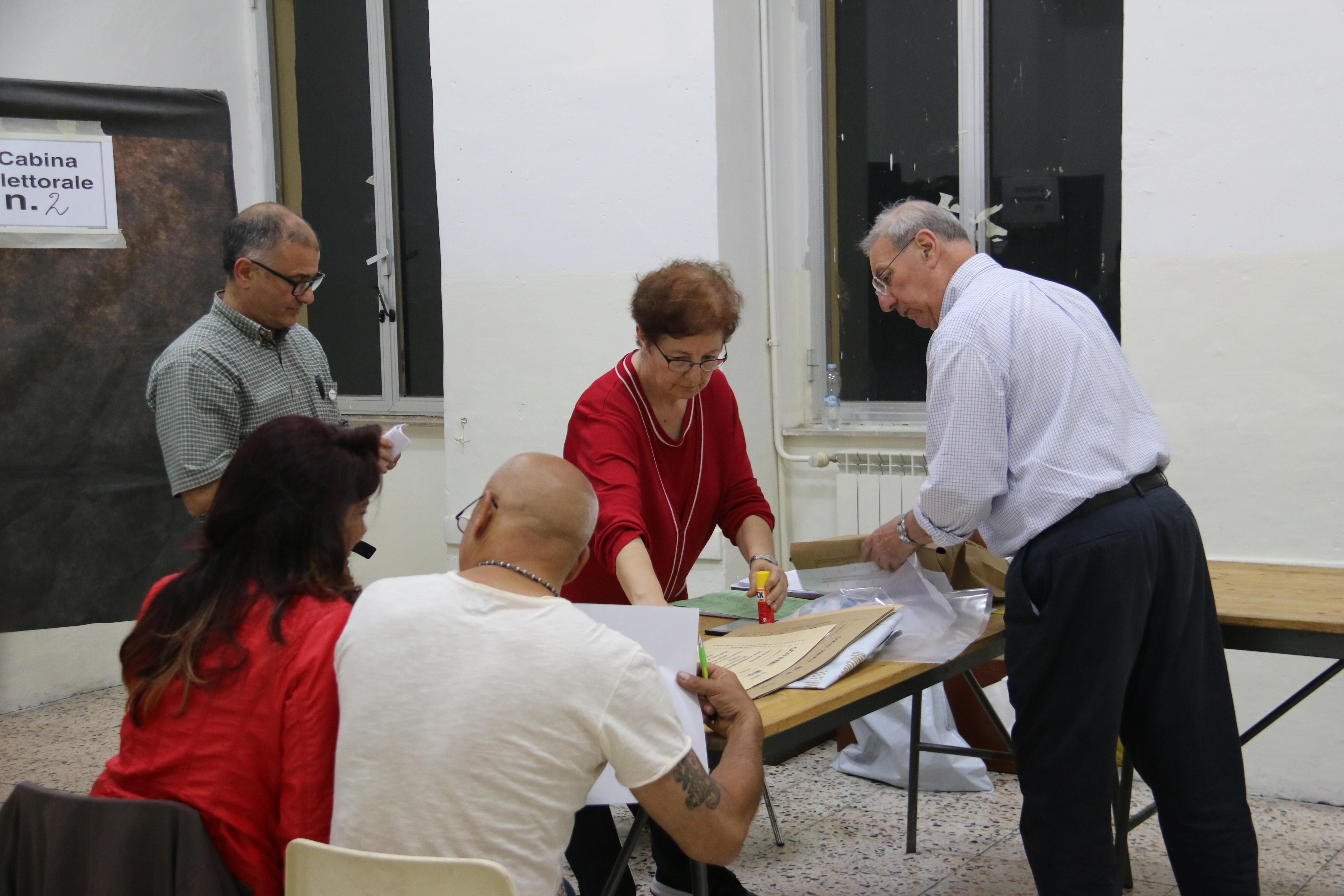 Il momento dello spoglio a Orbetello (foto Russo)