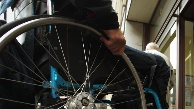Disabili: contributi a chi elimina le barriere dalle case