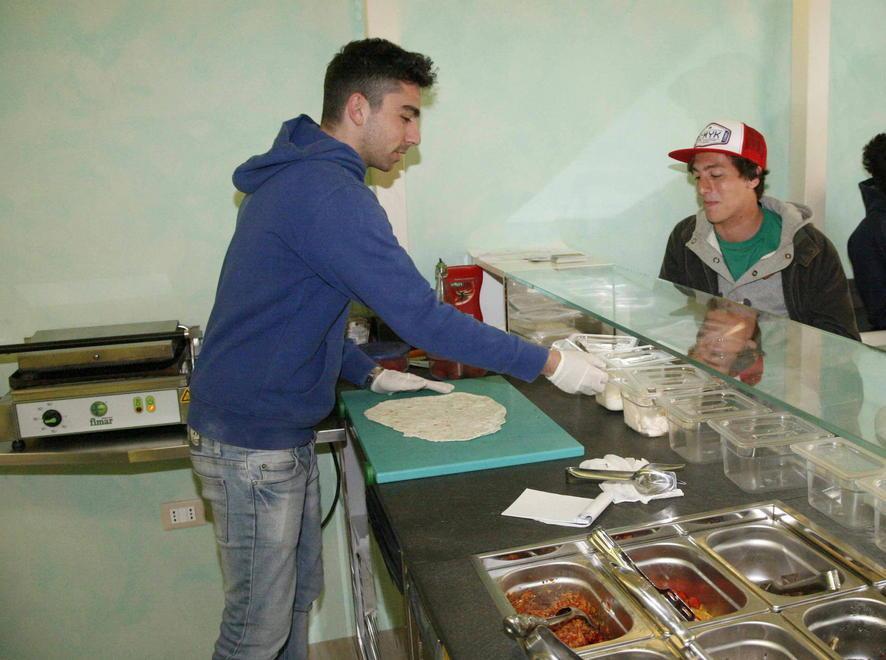 Buratti: “da Lorè” chiuda prima 