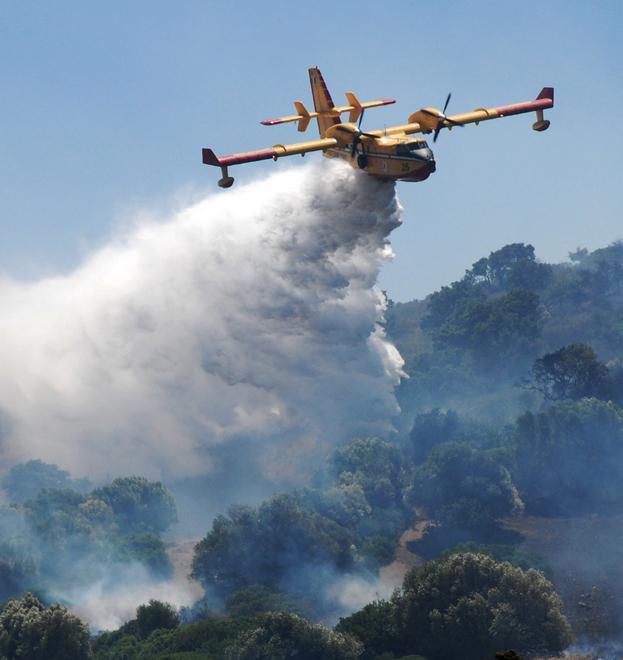 Vigili del fuoco contro la Regione: aspettiamo ancora i soldi del 2015 