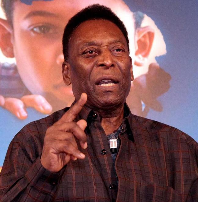 Pelè boccia Neymar «Messi e Ronaldo sono più bravi di lui» 