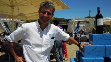 La Fiumara, 30 maggio 2016, Francesco Mazzei presenta il suo rosso "Tirreno" (foto G.Mezzana)