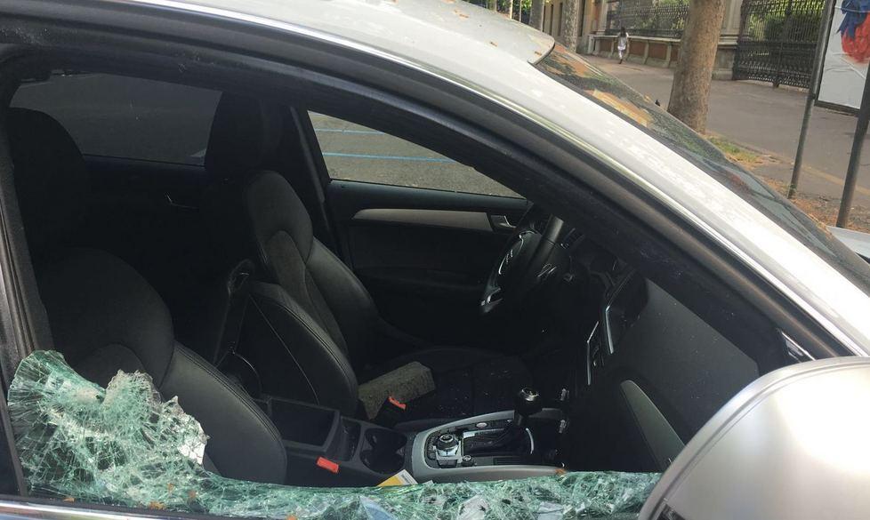 Un’Audi tedesca visitata dai ladri