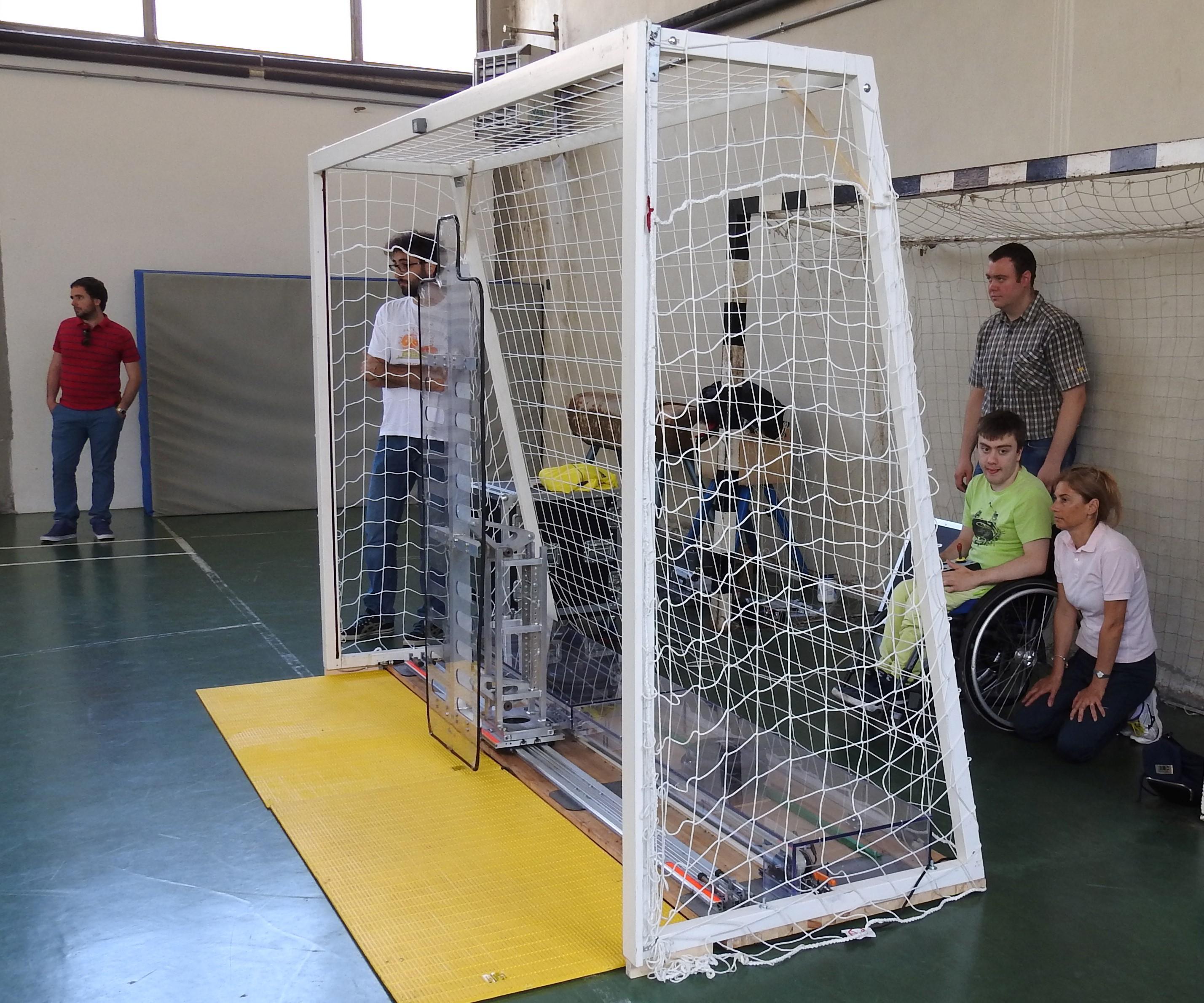 Un portiere elettronico concepito per persone con disabilità motoria
