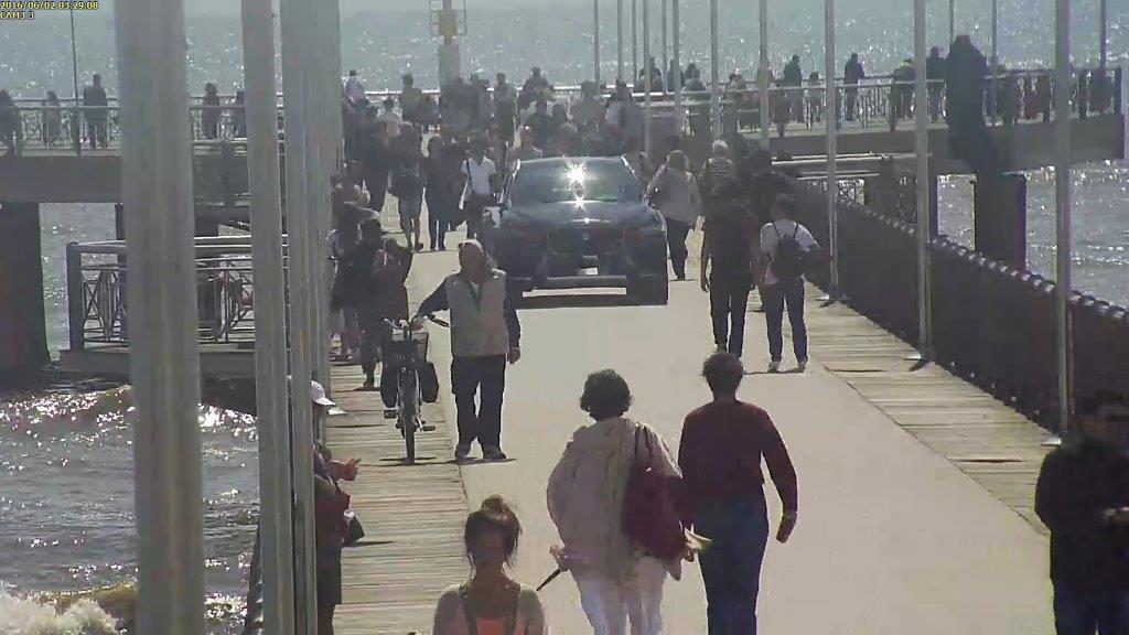 Una delle jaguar sul pontile di Tonfano