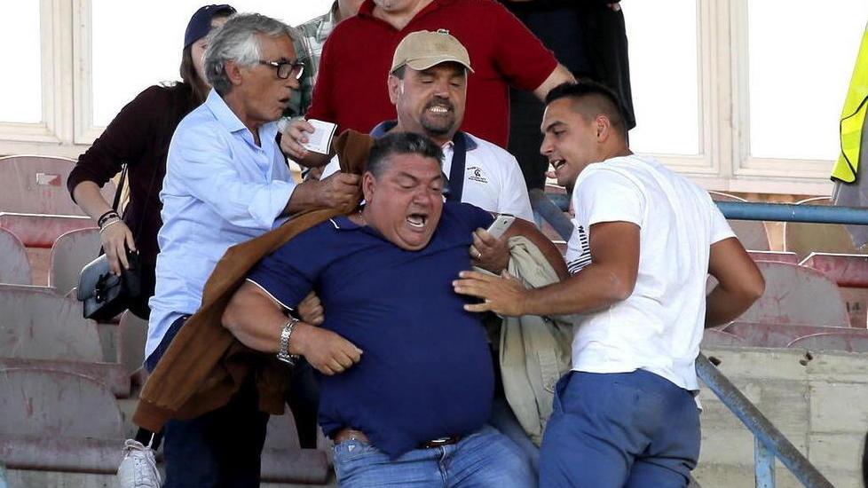 «E domenica allo stadio saranno mazzate»
