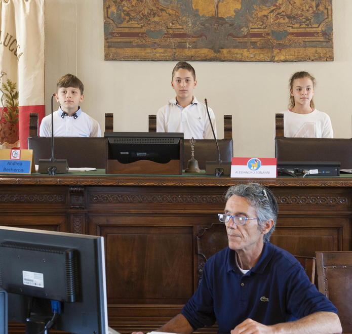 Un giorno da amministratori per gli alunni di Sorbano 
