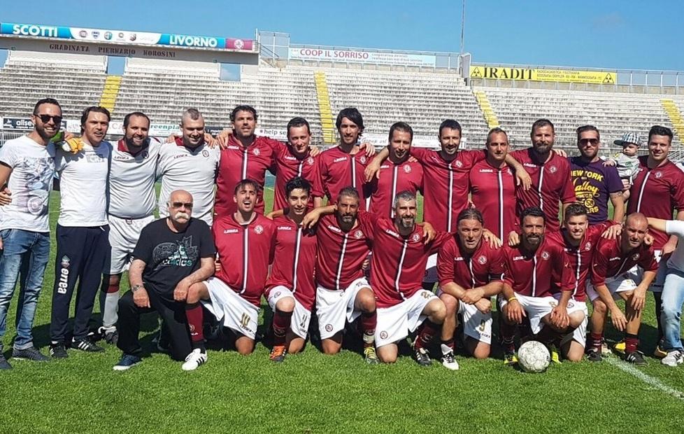 Allo stadio per Andrea Sardelli, un calcio con Protti per ricordarlo