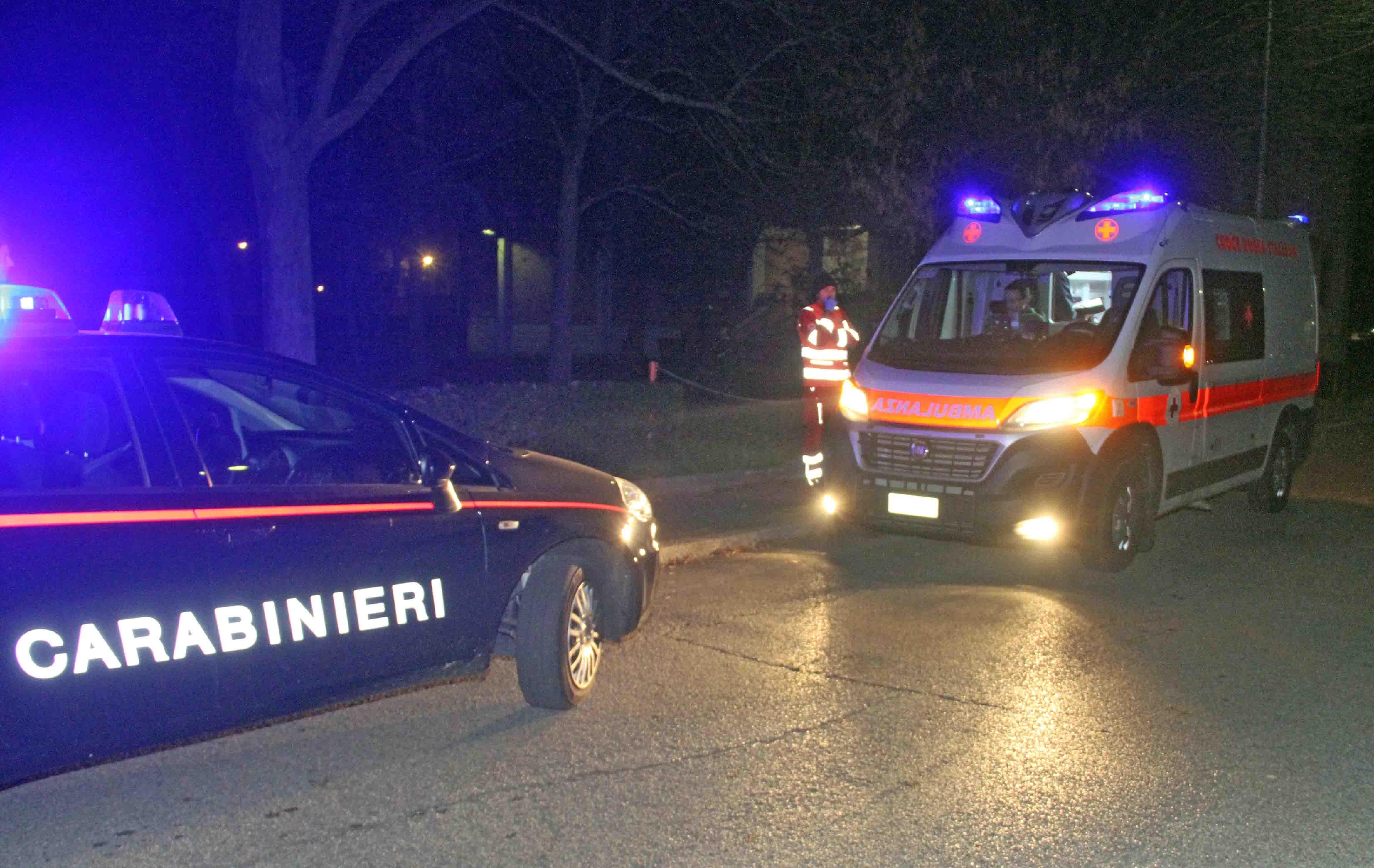 Carabinieri e 118 sono intervenuti dopo la rissa