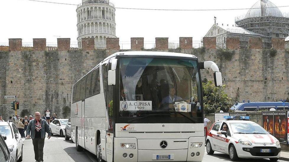 Hotel rifiuta la squadra del Pisa: prenotazione disdetta
