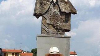 Pronta la statua a Toaff, Lippi: «Omaggio alla memoria»