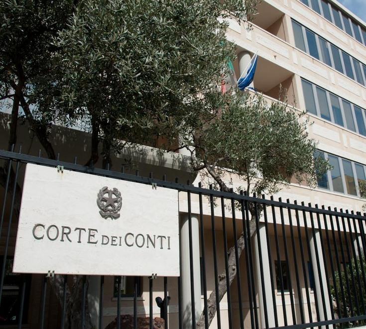 Contributi illegittimi, stangata per padre e figlio 
