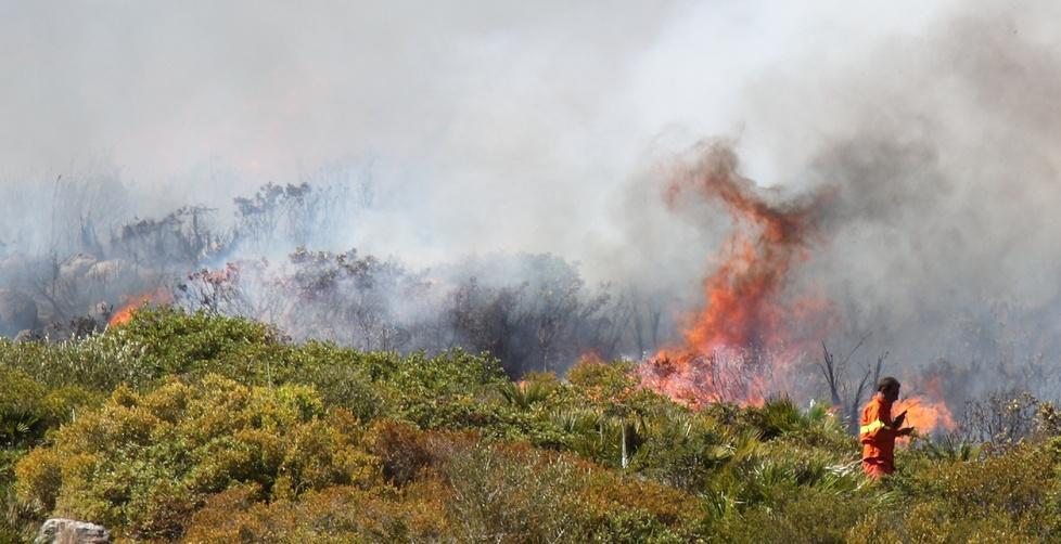 Fiamme e paura a Terralba: giovane agli arresti domiciliari 
