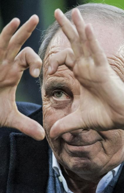 Quando salutava col suo “I love you” 
