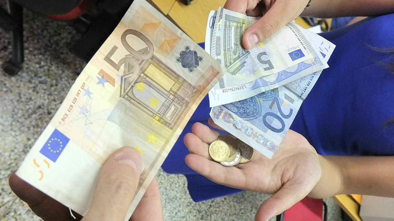 Forte dei Marmi, anziana raggirata da un finto carabiniere