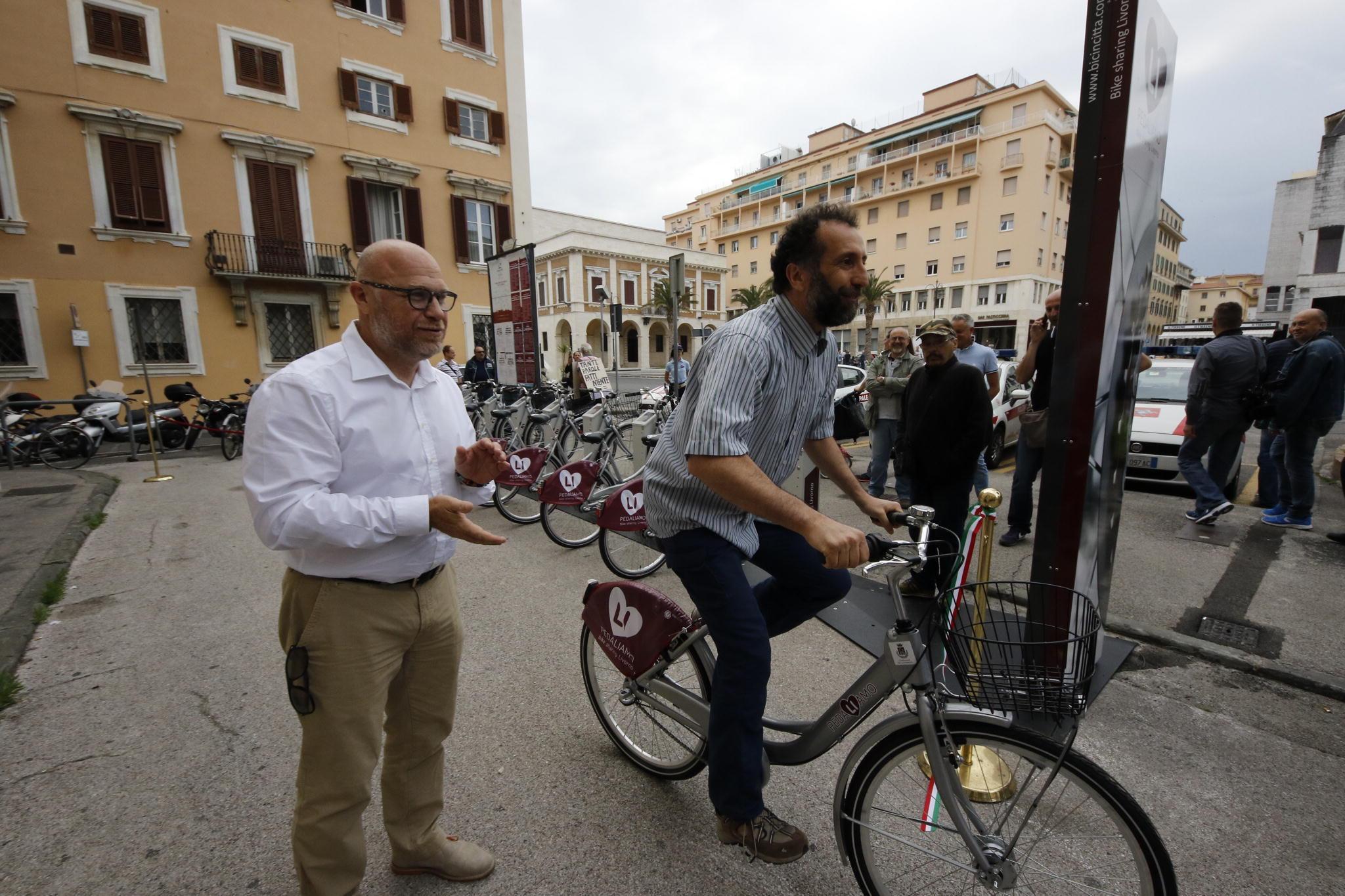 Torna il bike sharing in città: sette le stazioni. Ecco quanto costa il noleggio