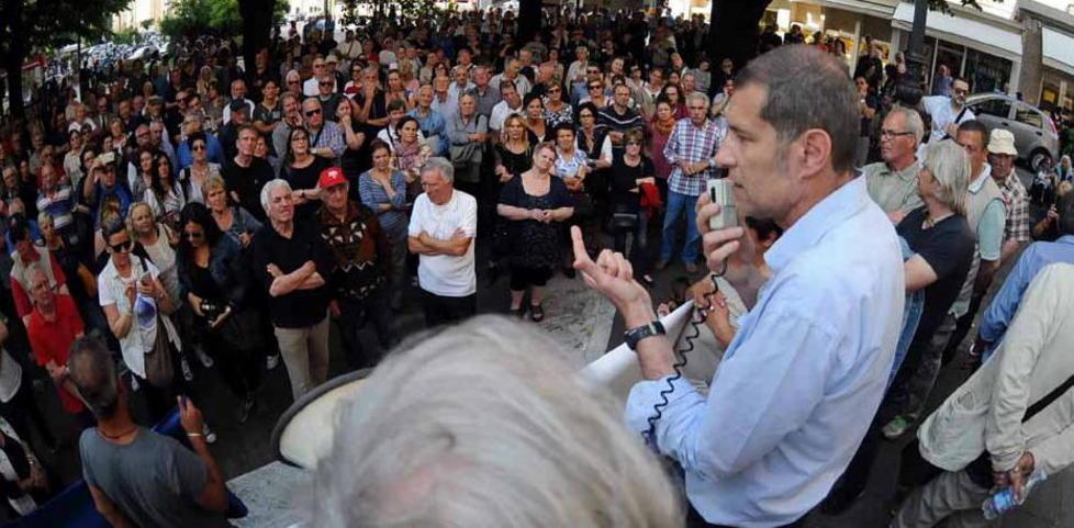 «Basta deposito e distacchi» 