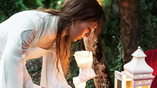 A Villa Sorra si alza il sipario sulla Fiaba: tra musica, mostre e letture in riva al lago