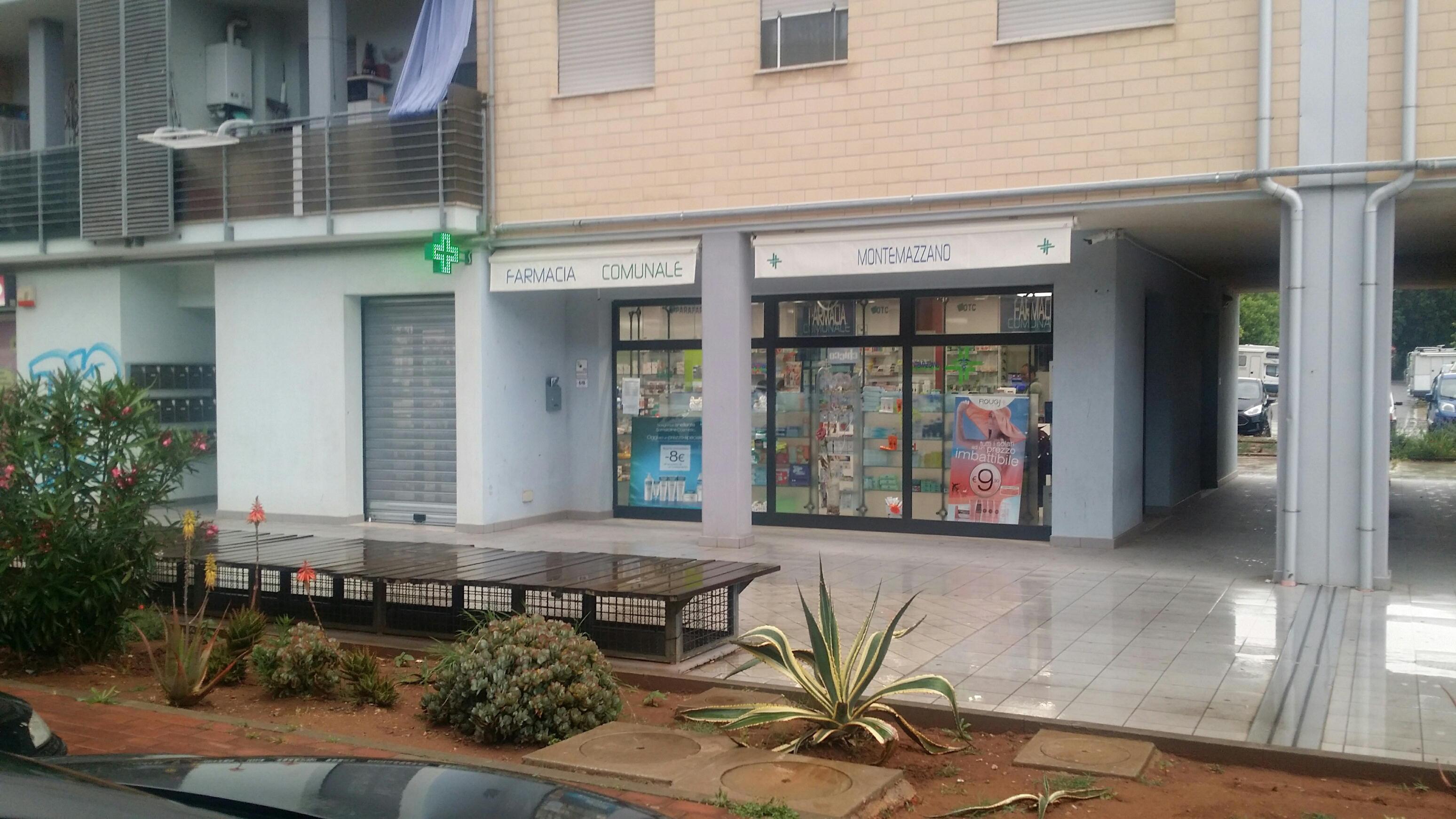 La farmacia rapinata a Piombino