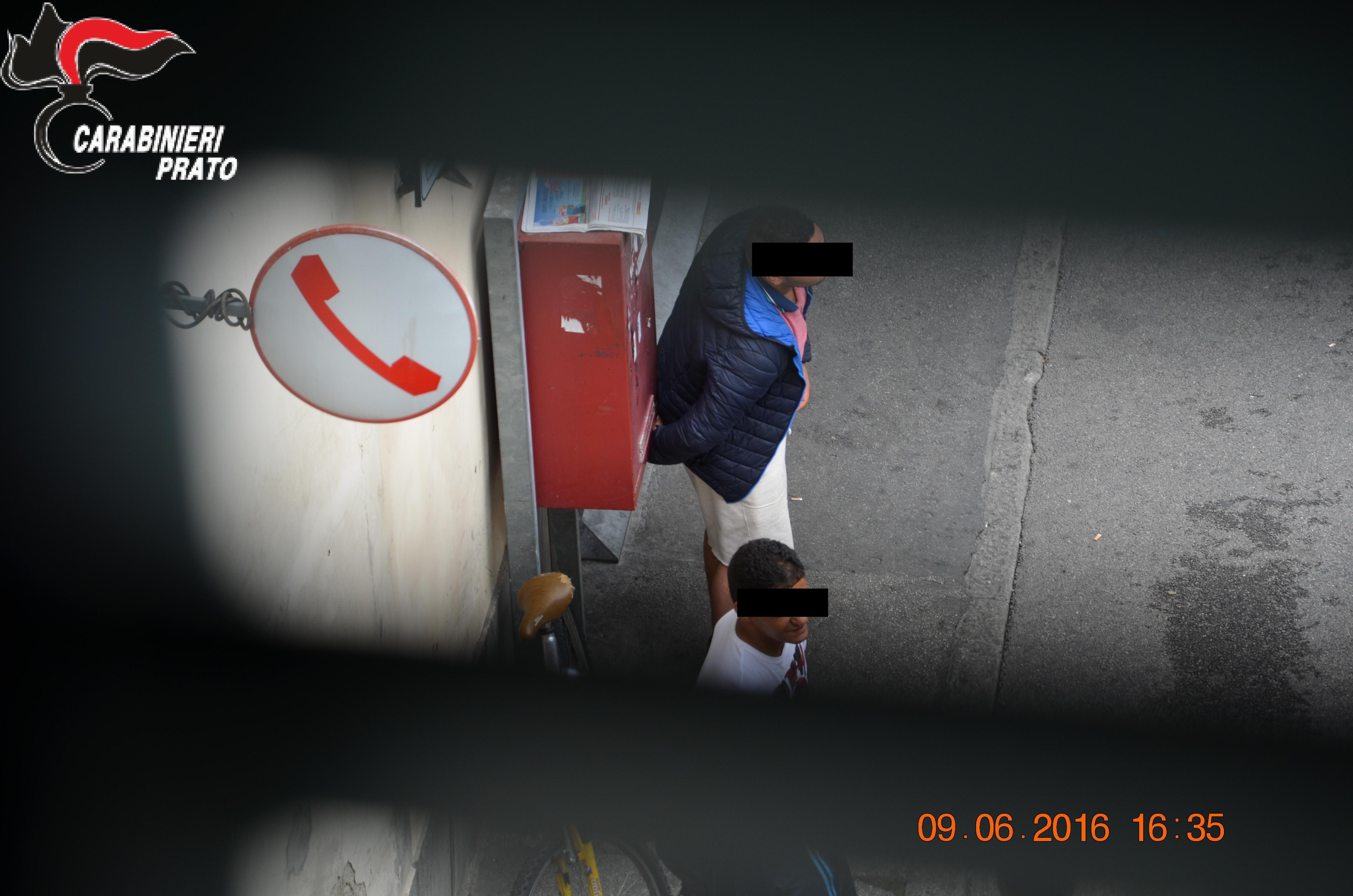 La cassetta delle lettere usata come nascondiglio della droga