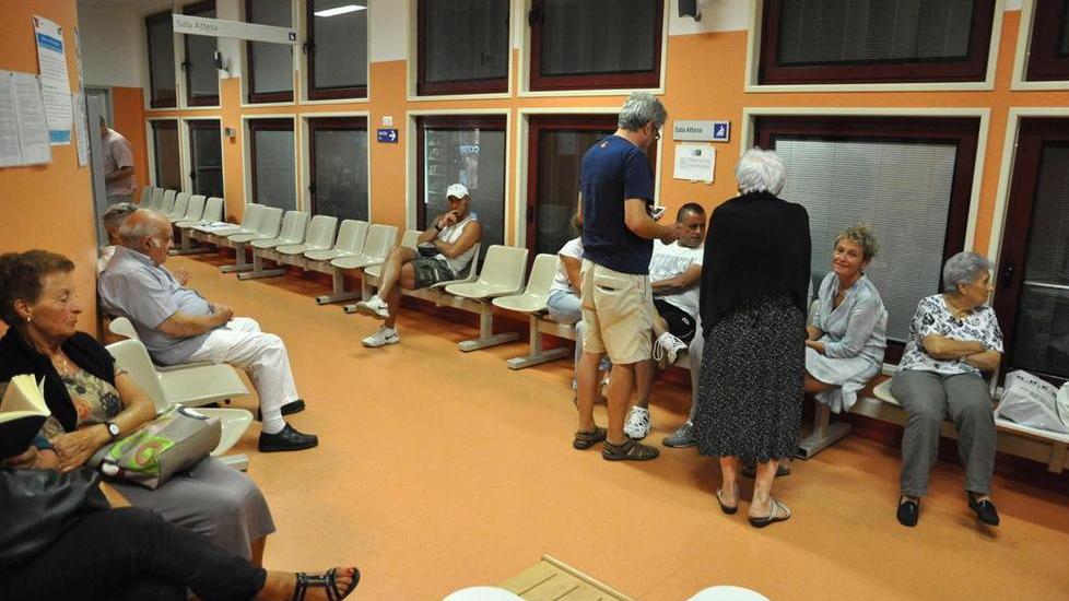 Più personale? No, più ore di lavoro