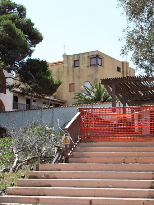 È andata deserta l’asta per l’hotel Capo Caccia