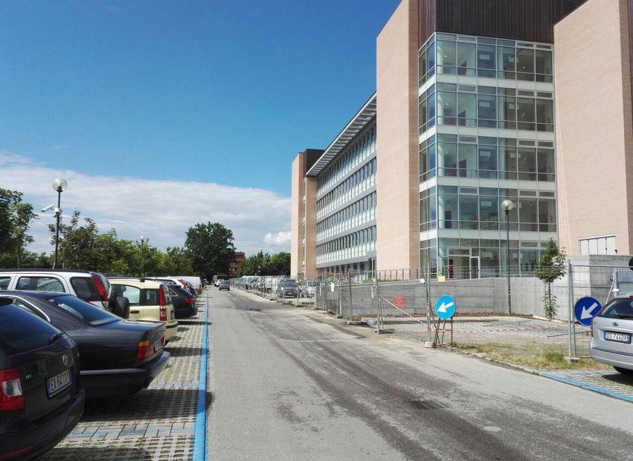 I sindacati: altri 200 stalli gratuiti ora sono a pagamento