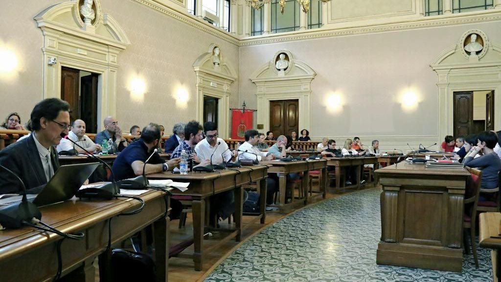 Aamps, scontro sui crediti non riscossi: gli oppositori escono. Bruciati resta ma non vota