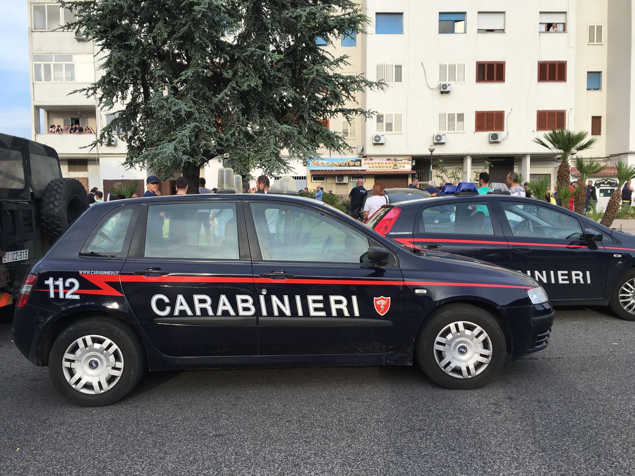Iglesias, in casa una mini piantagione di marijuana: arrestato