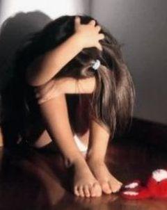 Bambine molestate, altre 5 segnalazioni 