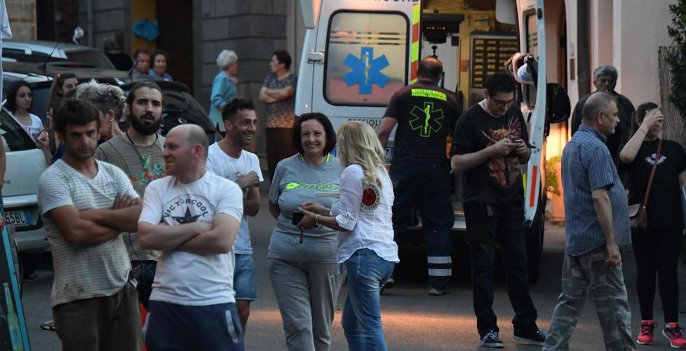 Due ustionati nel garage invaso dal fuoco 