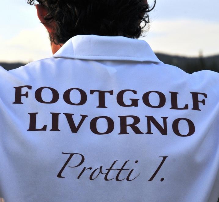 E intanto il principe delle reti diventa il re del footgolf 