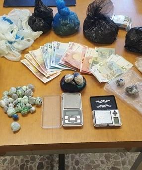 Spaccio di droga, 25enne arrestato e condannato 
