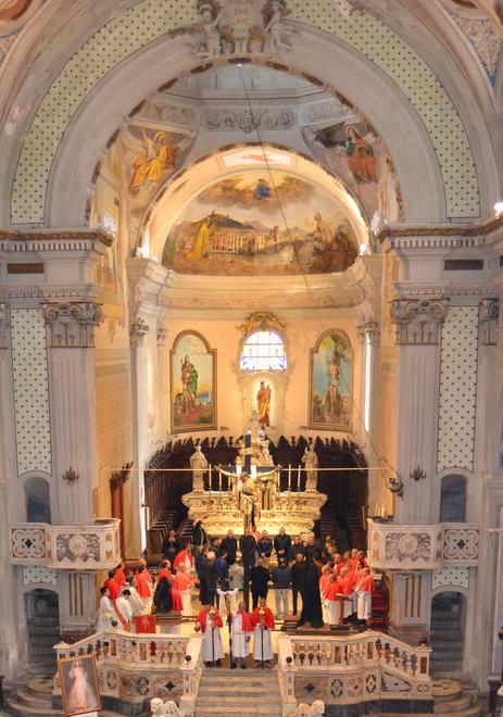 Pericolo di crolli, la Cattedrale di Bosa parzialmente chiusa 